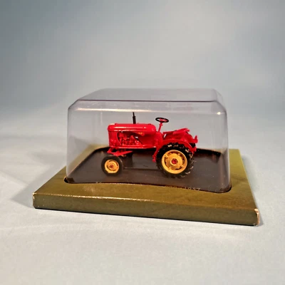 Hachette 1/43 Massey-Harris Pony 820-1957 Tractor  * NEW - Image 1 of 4