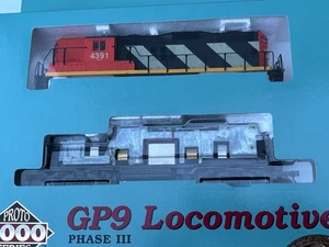 PROTO 2000 # 96016 ESCALA HO GP-9 FASE III NACIONAL CANADIENSE # 4391 - Imagen 1 de 3