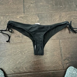 DIPPIN DAISY'S Black 'Belle' Side Ties Bikini Bottom (M) - Picture 1 of 5