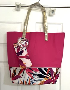 Tropical Getaway Tote w/ Sunglass Case - Fuchsia/Tropical Print NWT - Picture 1 of 17