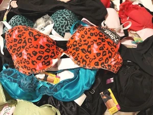 Nuevo Lote Al Por Mayor de 46 Sujetadores de Moda Varios Tamaños Marcas Estilos - Imagen 1 de 8