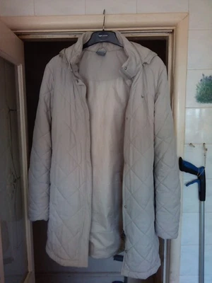Ladies Cream Nike Padded Coat Size XL Very Good Condition - Image 1 of 4