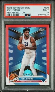 Joel Embiid 2023 Topps cromo #100 refractor rojo/5 PSA 9 - Imagen 1 de 2