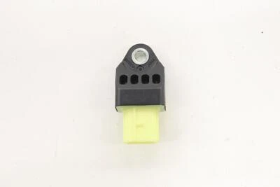 Sensor de impacto de choque bolsa de aire trasera izquierda Subaru WRX 2018-2021 OEM 98237SG020 Foto 1 de 4