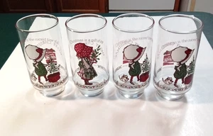 Holly Hobbie Christmas Glasses Coca Cola Limited Edition 1977-1978 Set of 4 - Picture 1 of 12