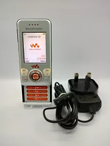 Sony Ericsson W580i weiß entsperrt *Display defekt, Kamera defekt* nur 2G - Bild 1 von 23