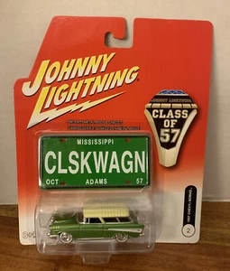 Johnny Lightning Class Of 57 Series ~ 1957 Chevy Nomad ~ CLSKWAGN - Picture 1 of 5