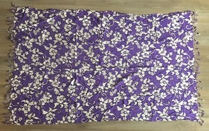 Kowah Hawaiian Scarf Wrap Coverup Purple White Floral Hibiscus Fringe 40 X 60 - Picture 1 of 5