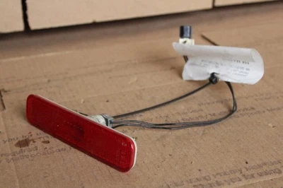 2005 2006 2007 2008 Maserati Quattroporte pasajero derecho marcador luz lámpara Foto 1 de 2