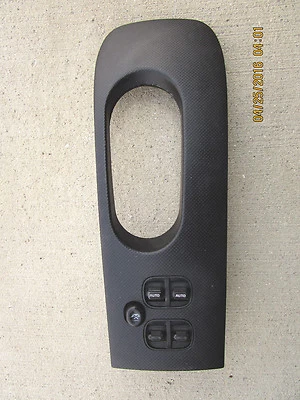 05 - 07 INTERRUPTOR DE VENTANA ELÉCTRICA JEEP LIBERTY MASTER CHRYSLER OEM NEGRO 56054002AA Foto 1 de 4