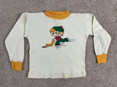 Suéter Pullover Vintage AHM Niños Talla 6 Cuello Simulado Jugador de Hockey Blanco Foto 1 de 4