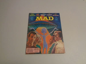 MAD Magazine - No. 200 July 1978 - Close Encounters  - Imagen 1 de 4