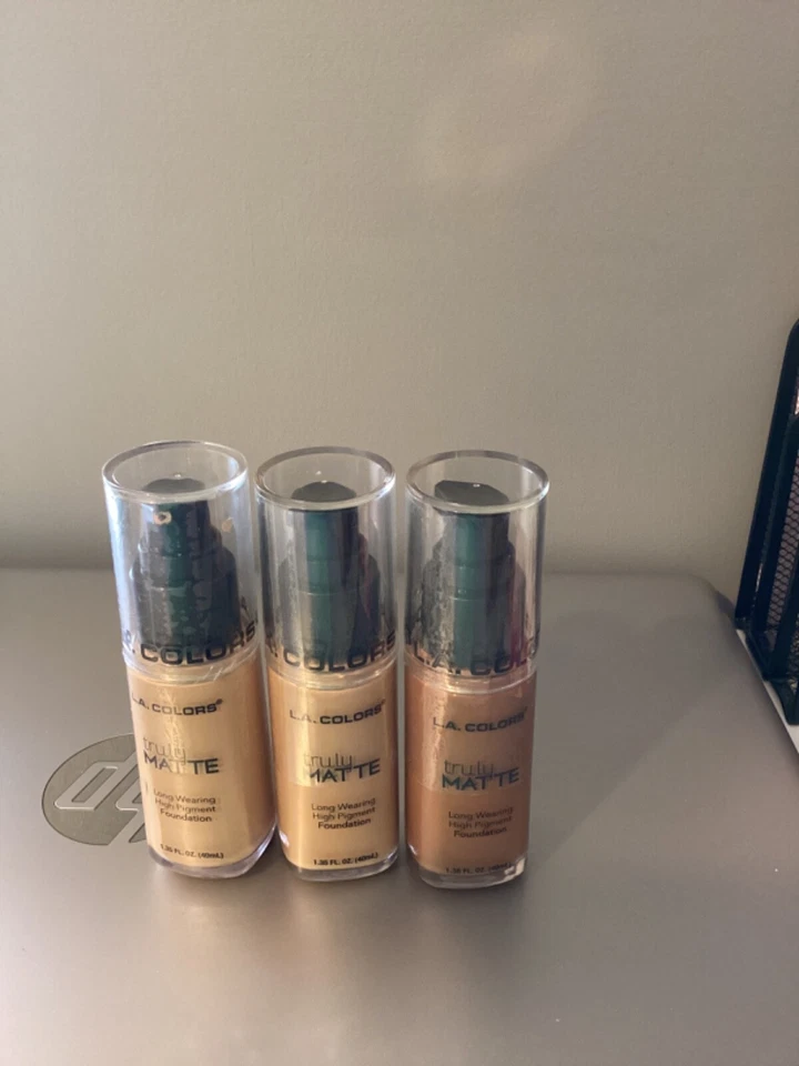 L.A. Colors Truly Matte Long Wearing High Pigment Foundation your choice - Image 1 of 1