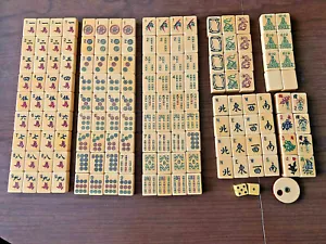 Mah Jong Royal Depth Control Set Handpainted 152 pcs 5 Racks 1 Bettor 2 dice - Picture 1 of 12