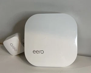 Eero WiFi Router Extender A010001 With Power Cable - Afbeelding 1 van 1