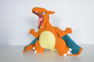 Charizard Cuddle Pillow 2000 de colección grande Pokémon peluche 26" de largo juguete raro - Imagen 1 de 15