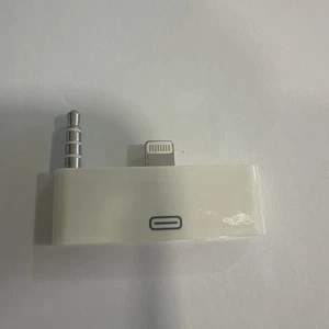 30 pin female to 8pin male with 3.5mm Audio jack Adapter for iPhone 5, 5S,SE - Picture 1 of 2