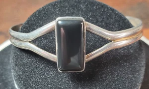 Vintage Black Onyx Cuff /Bracelet Marked Sterling Silver 925 , 2.5" - Picture 1 of 7