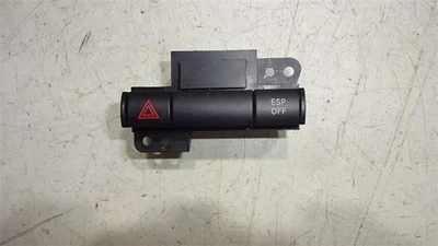 Hazard/ESP Switch ID: 04602418AI Fits 2008 Dodge Caravan 667964 Foto 1 de 4