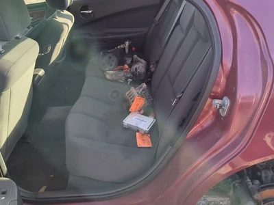 Оригинальное заднее сиденье 2005 Pontiac Grand Prix CQVVU - Изображение 1 из 2