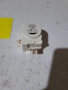 Timer sbrinamento frigorifero TMDJX35RB9 WR09X0483 dal modello # CR11FFW - Foto 1 di 4
