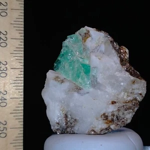 Beryl Emerald natural specimen rough crystal in Biotite Mica Schist 74.5ct - Picture 1 of 6