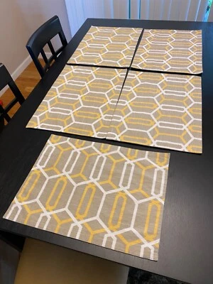 SET OF 5 Yellow Modern Geometric Fabric Kitchen Tablemats  - Image 1 of 4