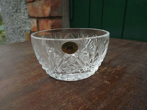 Tyrone Crystal small Bowl Stunning Design & fine cut Green label attached - Picture 1 of 3