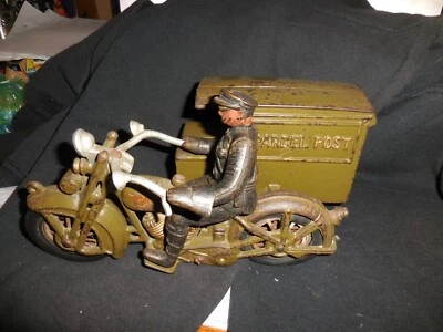 Poste de paquete de hierro fundido Hubley motocicleta 9 1/2" pintura original y piloto Foto 1 de 4