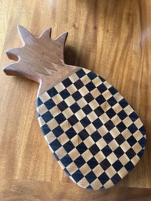 Tabla de cortar de grano final, varias especies, forma de piña Foto 1 de 4