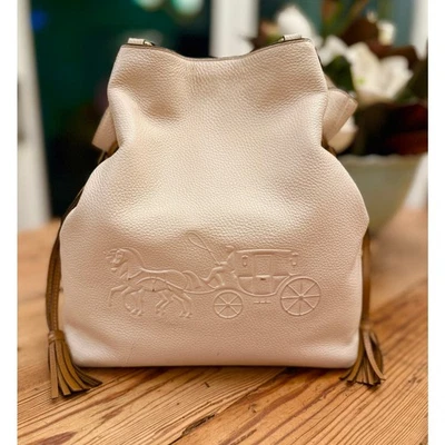 蔻驰 Andy 托特包 CA165 马车粉笔/多卵石皮革 GUC — 第 1/4 张图片