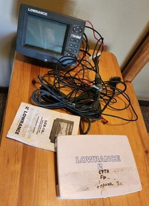 Lowrance LCX-15 MT Fish Finder & Transducer GPS Chart Plotter Sonar *TESTED* - Picture 1 of 5