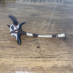 Fortnite Death Valley Harvesting Tool For Toy Skull trooper Figure - Picture 1 of 4