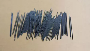 400 pezzi molle sax clarinetto oboe flauto blu varie misure (0,5-1,4 mm) - Foto 1 di 8