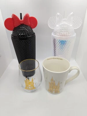 Lote de Vaso Con Orejas y Lazo Exclusivo Día de San Valentín Disney Minnie Mouse Foto 1 de 4