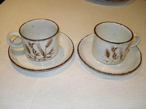2 Midwinter Stonehenge Wedgwood Wild Oats Oven to Table Cups & Saucers England - Picture 1 of 4