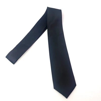 Corbata de cuello ajustada Romario Manzini Collection para hombre negra poliéster 2,75" por 48" Foto 1 de 4