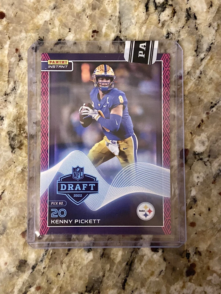 2022 KENNY PICKETT PANINI ROOKIE DRAFT NIGHT PITTSBURGH STEELER CARD RC /25 - Image 1 of 4