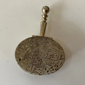 Vintage Miniature Brass Pocket or Purse Ashtray Silent Butler - Picture 1 of 9