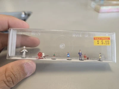 MERTEN #2203   Ice Cream Vender w/6 Figures mostly Children  H.O.  1:87 - Image 1 of 4