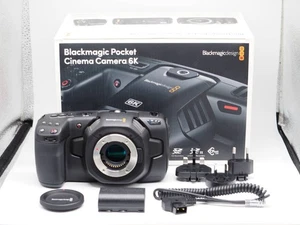 Blackmagic Design Pocket Cinema Camera 4K Micro Four Thirds Mount Black Box - Picture 1 of 6