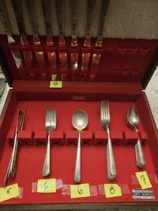 Oneida 1881 Rogers Silverplate Flatware Set With Anti-Tarnish Case - Picture 1 of 20