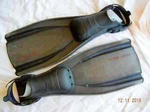 Mares Diving Fins Large Black in good condition Size 9 - Picture 1 of 1