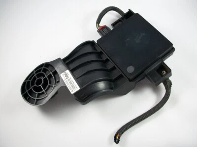 2010-2012 Ford Fusion Mercury Milan BLIND SPOT SENSOR MODULE CE53-14D453-AA LEFT - Image 1 of 2