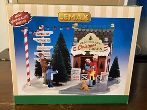 Lemax 2013 St. Nicholas’s Christmas Tree Lot Scene - Mint - Picture 1 of 5