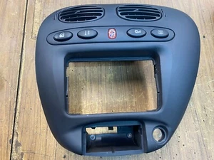 Ford Falcon Fairmont / Fairlane AU S1 Ghia A/C Dash Radio Stereo Surround - Picture 1 of 12