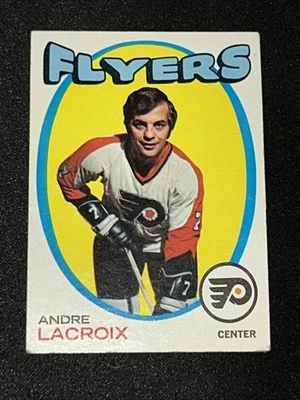 ANDRE LACROIX #33 1971-72 Topps Hockey Free Comb Ship - Image 1 of 2