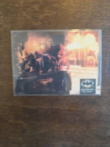 BATMAN RETURNS TRADING CARD BASE CARD # 25 1991 TOPPS SUPER PREMIUM MOVIE FOIL - Picture 1 of 2