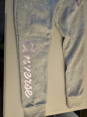 Joggers Converse Niña con Tinta Metálica (Niños Grandes) Nuevos con Etiquetas S, M o L Foto 1 de 4