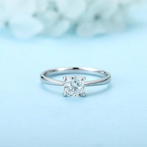 Anello proposta diamante coltivato in laboratorio taglio tondo 1,01 ct per lei placcato oro bianco 14 carati - Foto 1 di 8